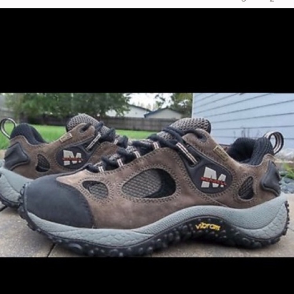 Merrell waterproof hiking shoes size 11